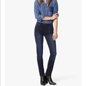 Joe’s Cigarette Jeans Dark Wash